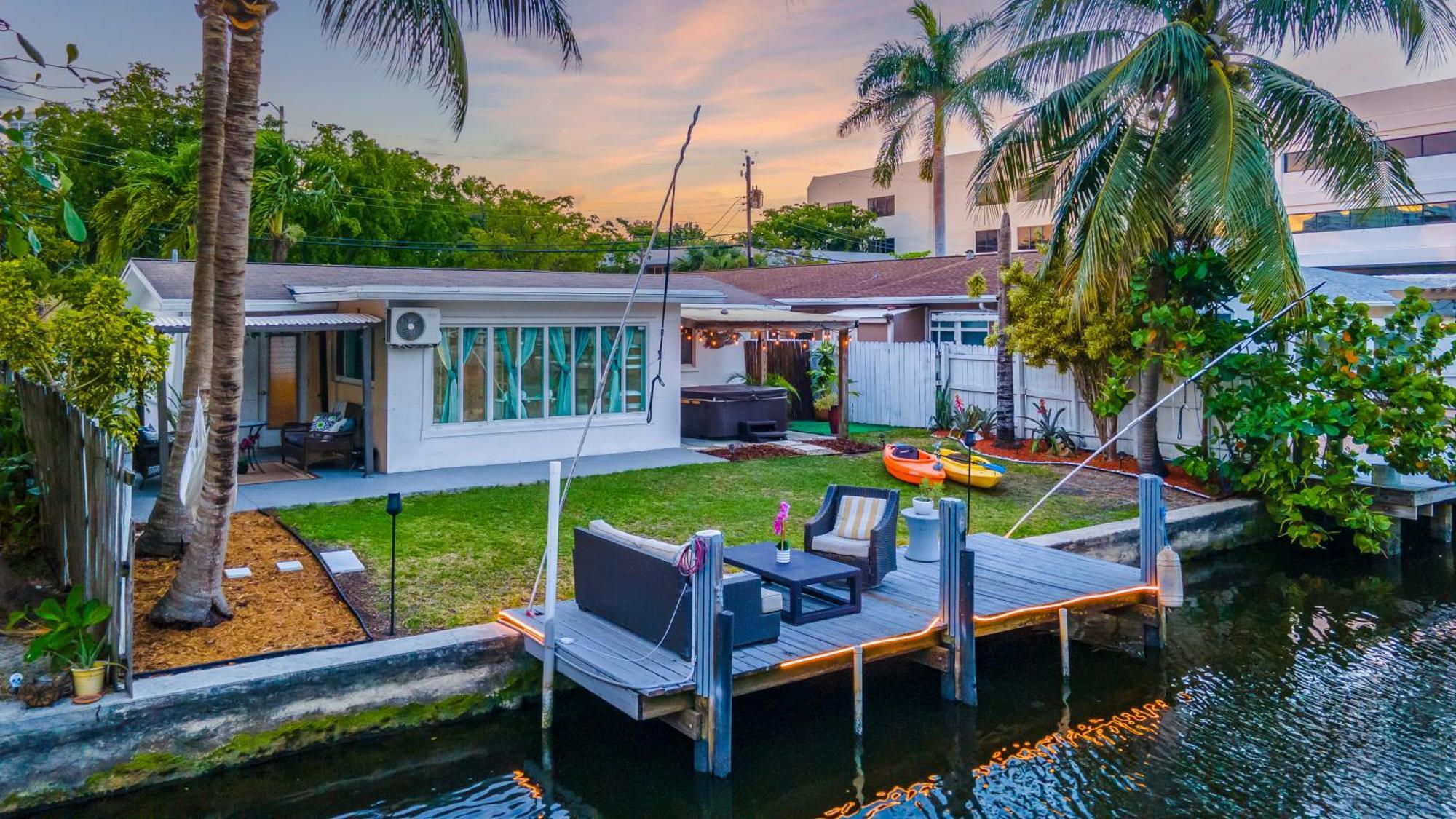 Riverwalk Villa I Private Dock & Hot Tub Форт Лодърдейл Екстериор снимка