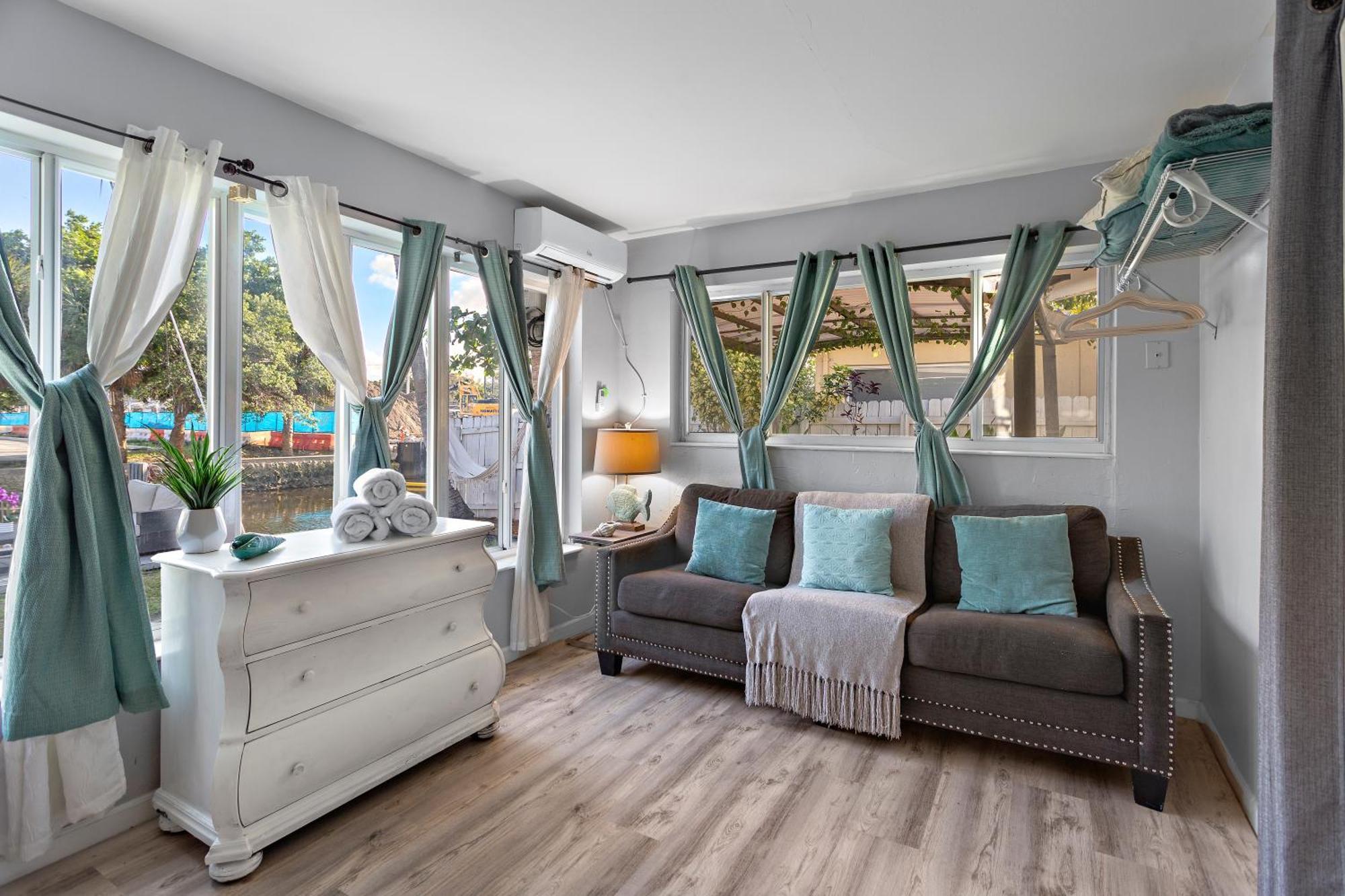 Riverwalk Villa I Private Dock & Hot Tub Форт Лодърдейл Екстериор снимка