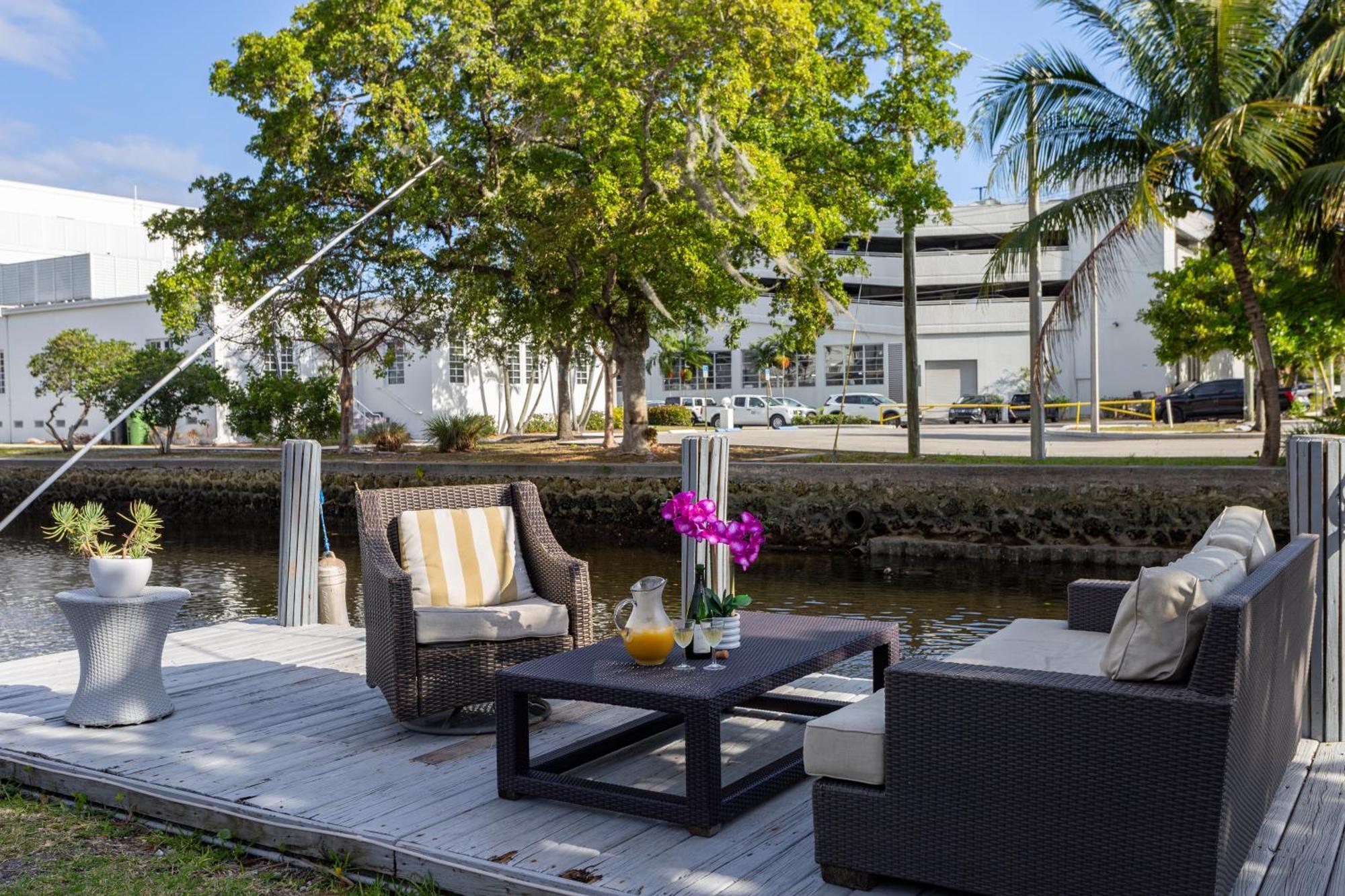 Riverwalk Villa I Private Dock & Hot Tub Форт Лодърдейл Екстериор снимка